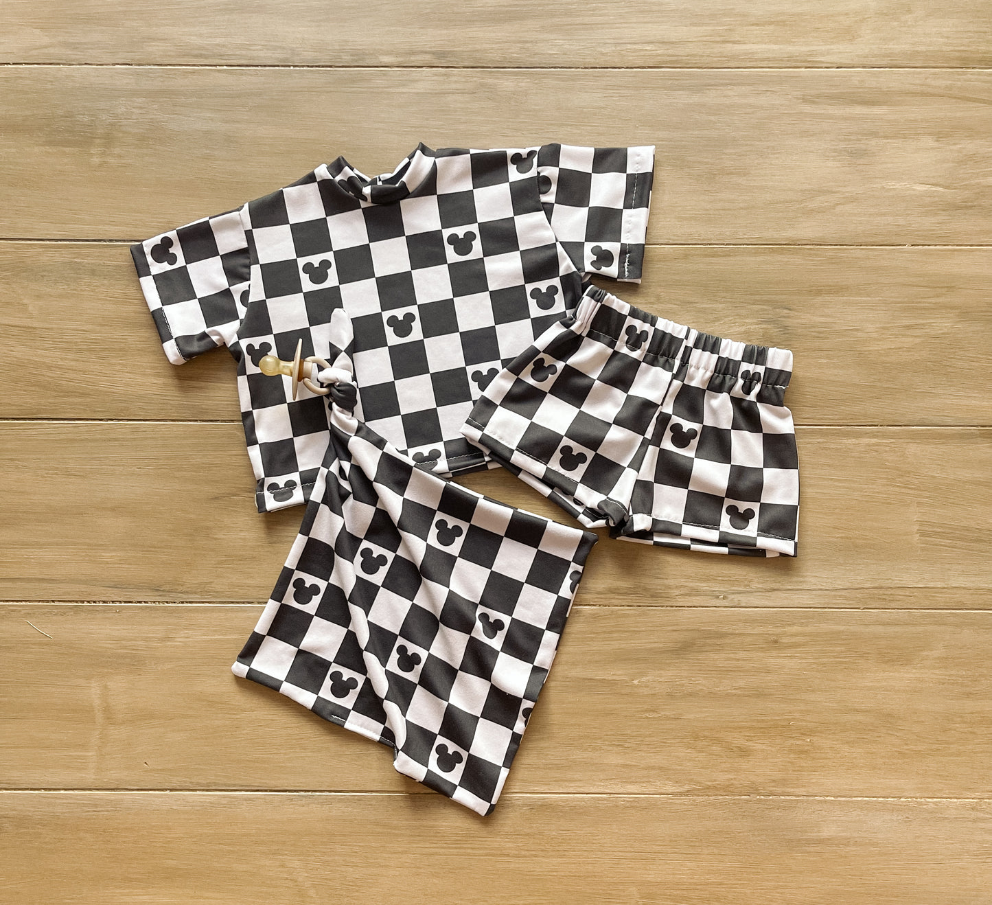 0-3 M Boxy Tee & Shorties with Pacifier Cloth